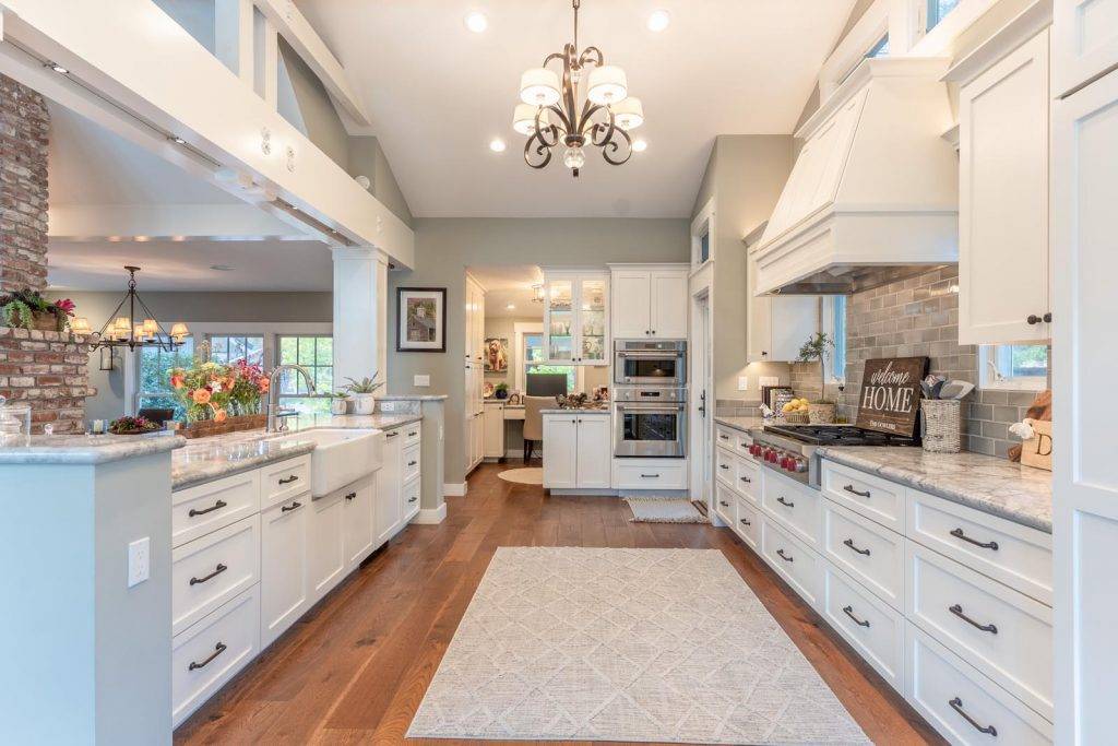 Greg Court — view four