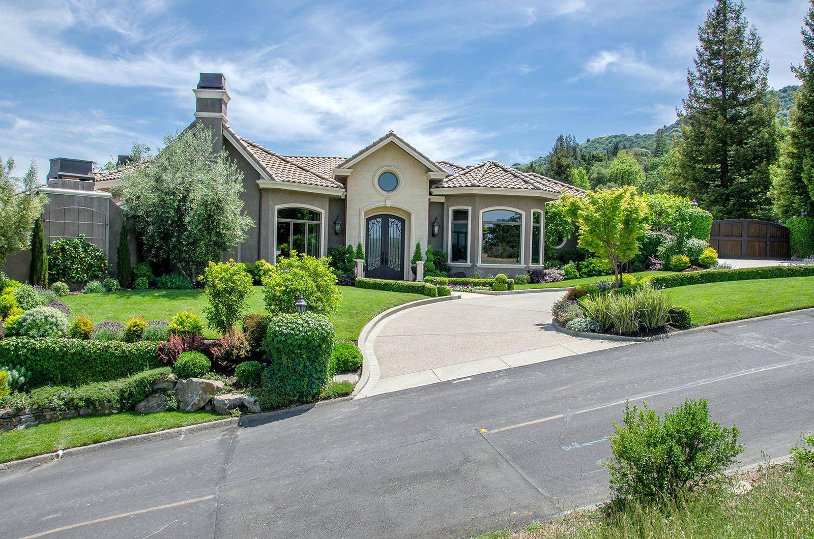 Montcrest Place